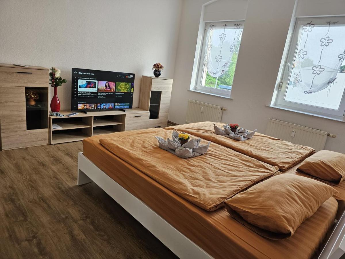 Kaethe-Kollwitz-Strasse 54, F2 Apartment Алтенбург Екстериор снимка